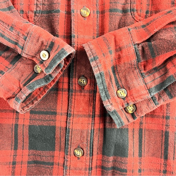 Carhartt Men’s Size Medium Style Hubbard Long Sleeve Plaid Shirt - Picture 5 of 6